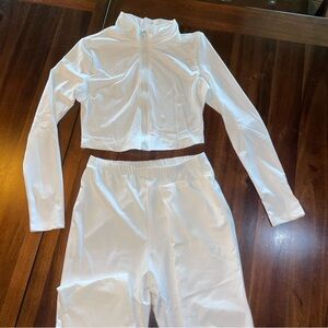 White Zip-Up Crop Top and Pants Workout Set! Brand New!